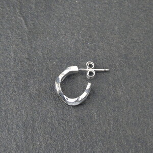 plant pierce プラント ピアス ｜ シルバー アクセサリー 925 ハンドメイド ジュエリー アクセ ファッション 人気 シンプル ギフト プレゼント 年末年始 お中元 お歳暮 内祝い 快