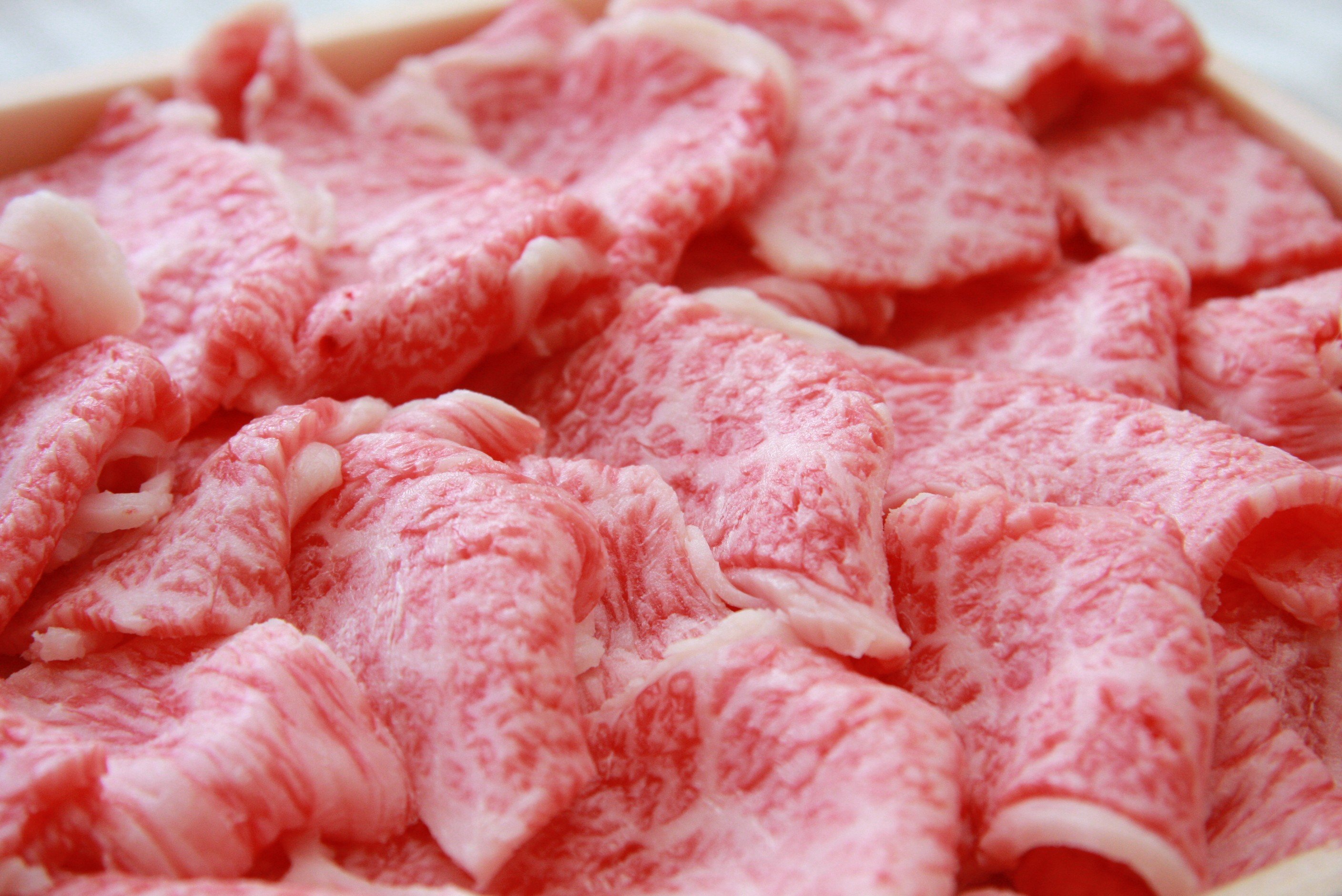 色々な料理に使える　切り落とし肉　です。