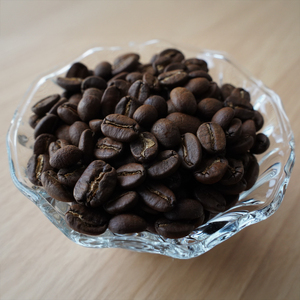 [豆のまま]スペシャルティコーヒー 旬のシングルオリジン 200g×2種 【kt054-005-1】 ｺｰﾋｰ
