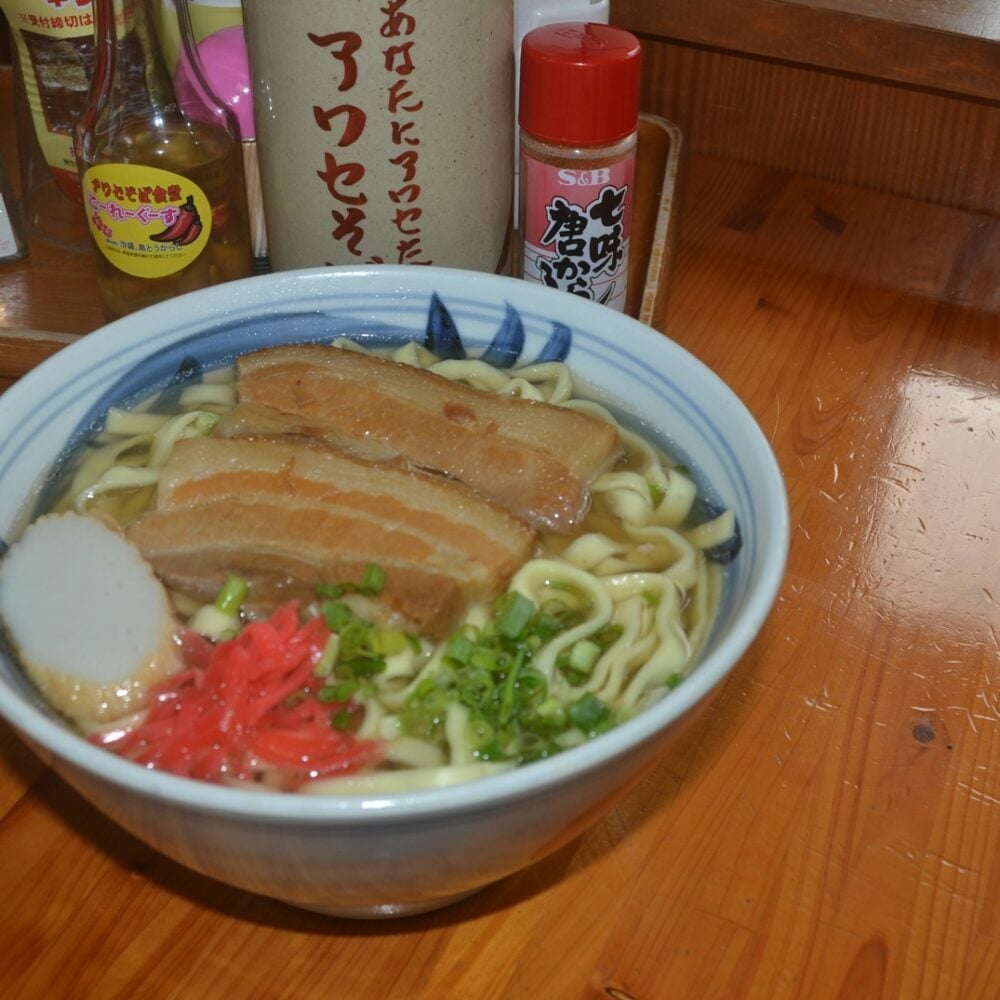 
            三枚肉そば4食セット 沖縄そば アワセそば お土産 取り寄せグルメ おすすめ 沖縄市 / アワセそば食堂 [BCDR003]
          
