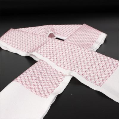 ふるさと納税 京丹後市 【和装小物】伝統刺繍の半衿 薄小豆 伊達衿で華を添え 着物の襟元でお顔と着物を引き立てる刺繍半衿 |  | 01