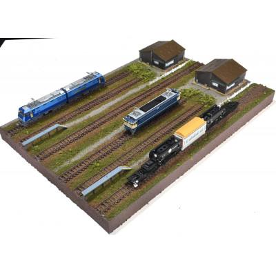 ふるさと納税 南箕輪村 Nゲージ用 鉄道模型用ジオラマ展示台 37x26cm 木造機関庫付き6線ヤード(洗浄台付き) |  | 02