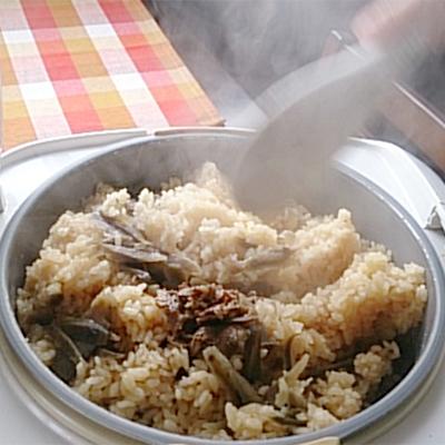 ふるさと納税 十和田市 十和田ごぼう牛めしの素　2合炊×3個セット |  | 01