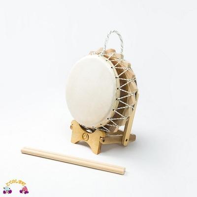 ふるさと納税 徳之島町 牛革7.5寸(23cm)くさび太鼓(バチ・太鼓台付)