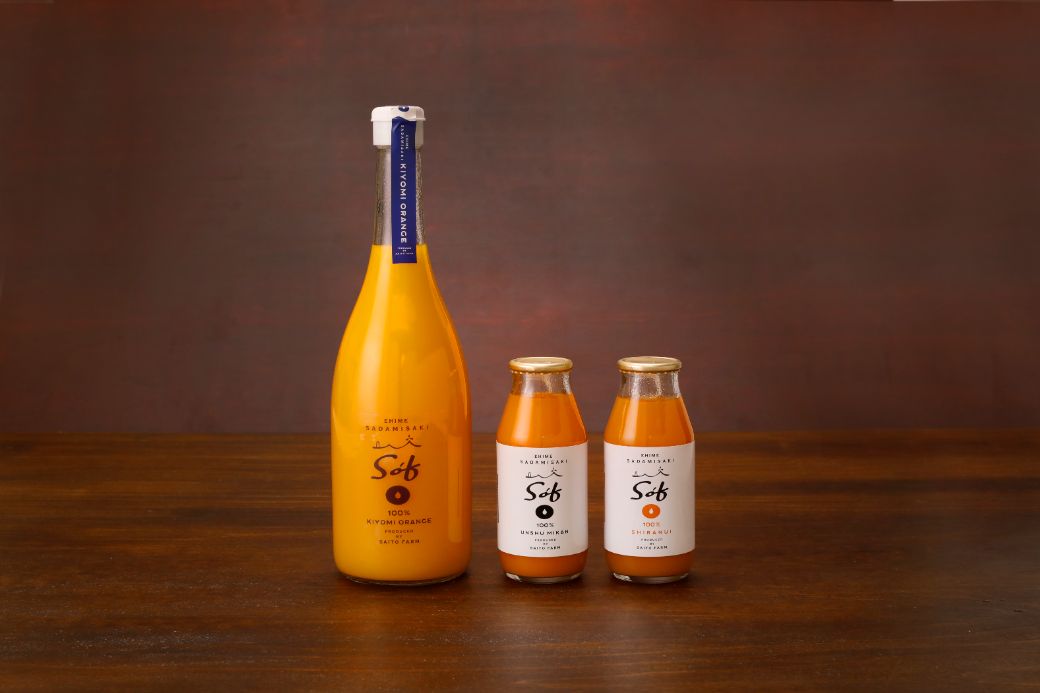 【ふるさと納税】Saito Orange Farm 温州みかん720ml×1本＋温州みかん小瓶180ml×2本 計3本セット 【 ふるさと納税 人気 おすすめ みかん 柑橘 温州みかん みかんジュース フルーツ 果物 西宇和 Saito Orange Farm 愛媛県 伊方町 送料無料 】 IKTAQ024