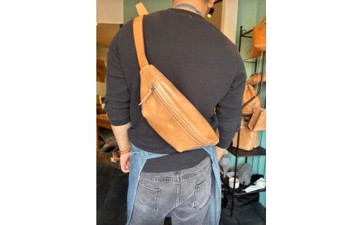 【25027】ボディバッグⅠ　革（栃木レザー）総手縫い