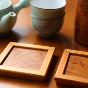 SA0870　酒田杉のコースター　2枚