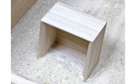 桐製米びつ「越後の米蔵」5kg用　GL-5　桐製一合マス・すり棒付き