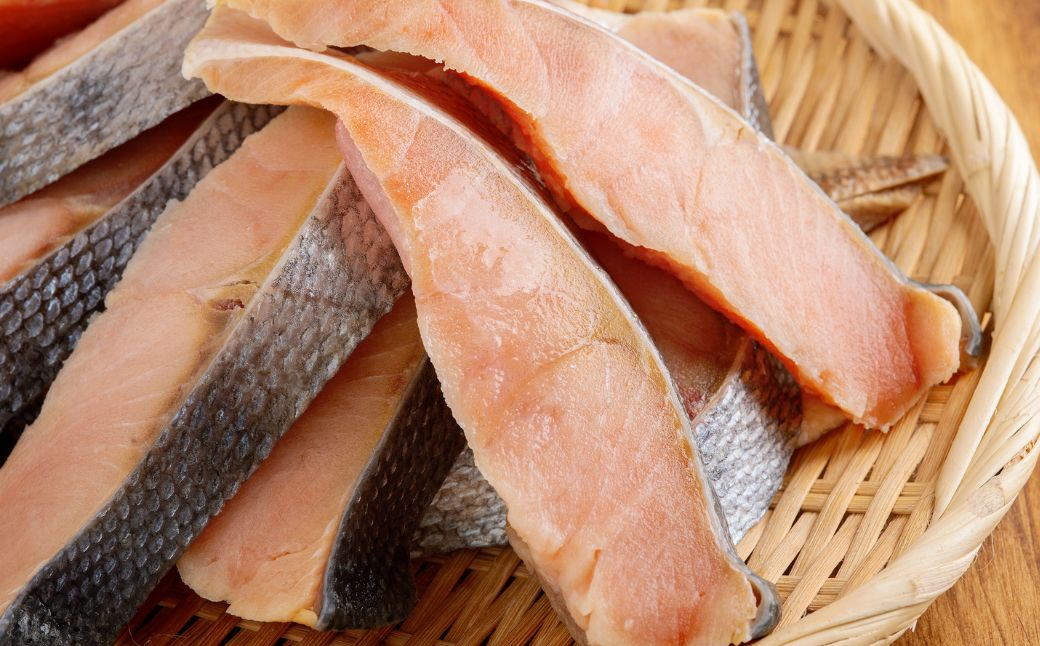 【先行予約】網走産【訳あり】秋鮭切身 骨なし  3kg（2025年10月以降発送） ABBI002