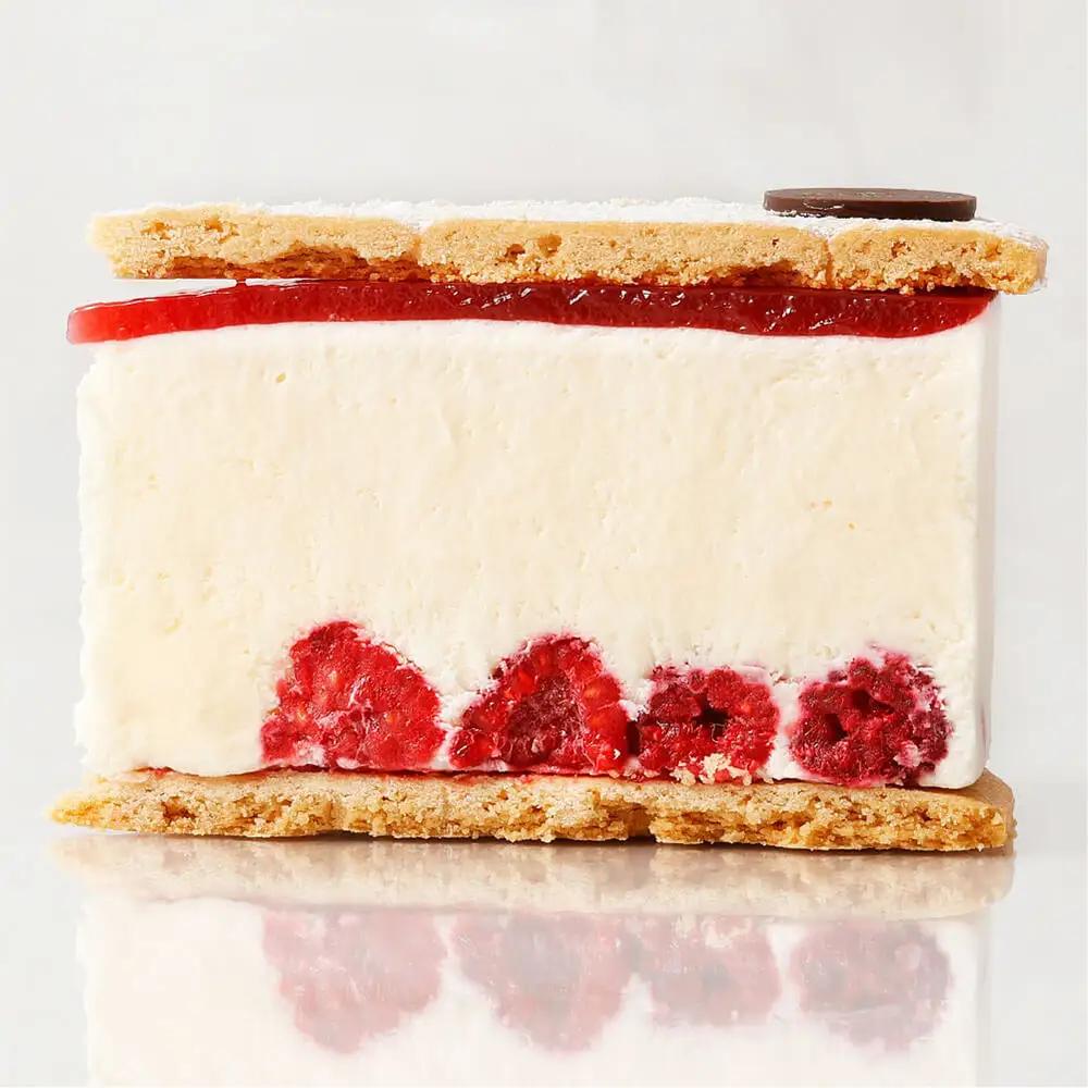 高級洋菓子ケーゼザーネトルテレアチーズケーキ26cm ケーゼザーネトルテ レアチーズケーキ ホール ギフト 誕生日 バースデー 26cm 