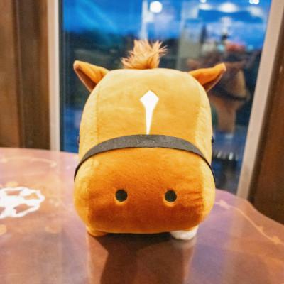 ふるさと納税 平取町 【競馬グッズ】【アドマイヤジャパン】特大ぬいぐるみ |  | 01