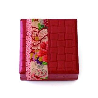 【ふるさと納税】柿渋塗 四つ目箱 針箱サイズ 赤布付【TN86】