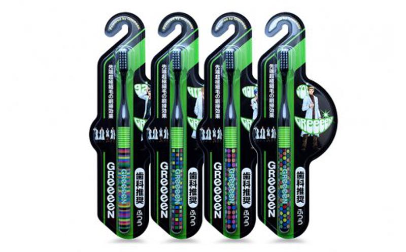 【日本製】歯ブラシ GReeeeＮ ハブラシ 黒（navi）6本 010B566
