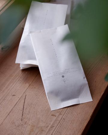 おすすめ！浅煎りコーヒー200g（豆）×3種類セット ANY B&B+COFFEE 奈良県 奈良市 なら 16-031 25-026