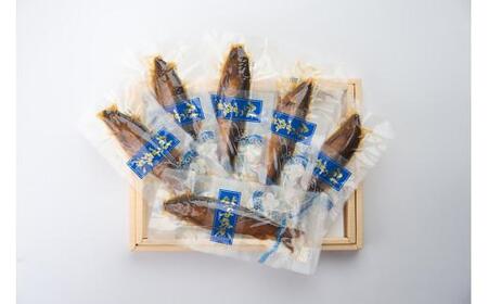 鮎 甘露煮 6匹（袋入り） セット ／ 宮川物産 あゆ 和食 お取り寄せグルメ お惣菜 惣菜 総菜 魚 川魚 香魚 おつまみ おかず 魚の甘露煮 ご飯のお供 ごはんのおとも ご自宅用 家庭用 ギフト 