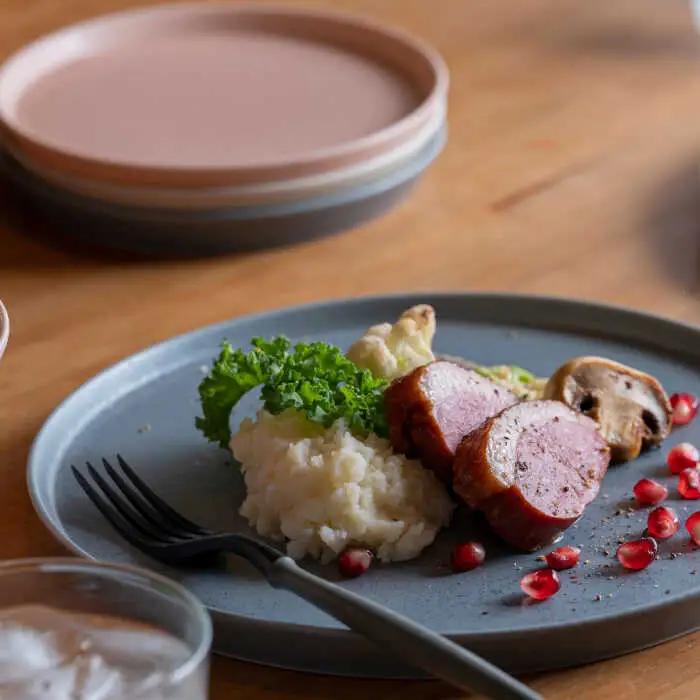 【美濃焼】MINO_works プレート L・ボウル Lセット（サックスグレー）【大東亜窯業】食器 皿 パスタ皿 ワンプレート 丼 どんぶり 鉢 副菜鉢 サラダボウル 灰色 おしゃれ 食器セット 新生