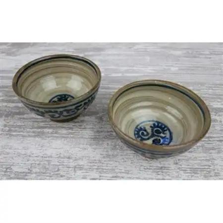 伝統のやちむん　からくさ紋様 3.5寸マカイ ペア【仁陶器工房】【1724489】