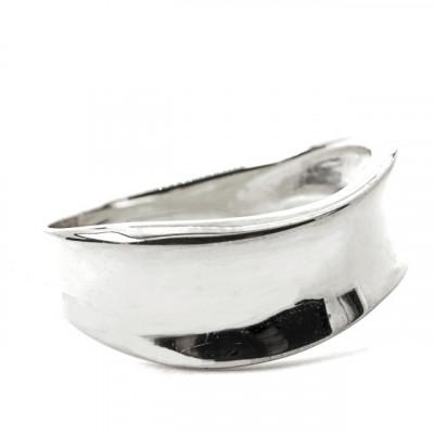 ふるさと納税 笛吹市 プラチナ地金鏡面リング　RMR1150-P#4 |  | 01