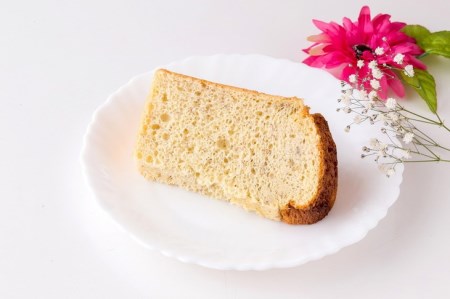 ふわっふわのシフォンケーキ（バナナ）_CN07 ※北海道・沖縄・離島への配送不可 ※着日指定不可◆