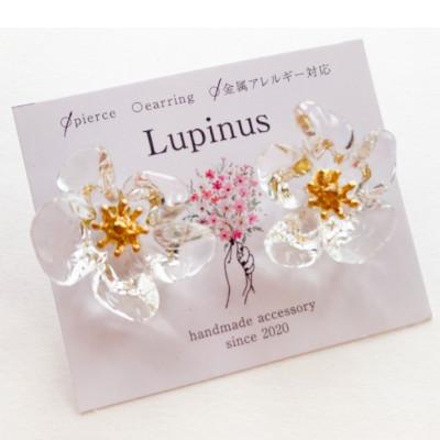 ふるさと納税 小山市 クリアフラワーのピアス　アレルギー対応ピアス