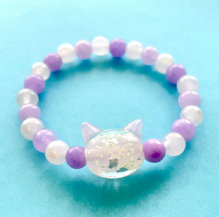 【ふるさと納税】光る猫玉とアメジストのブレスレット（レディースサイズ）ジュエリー春日 奈良県 奈良市 なら 10-209