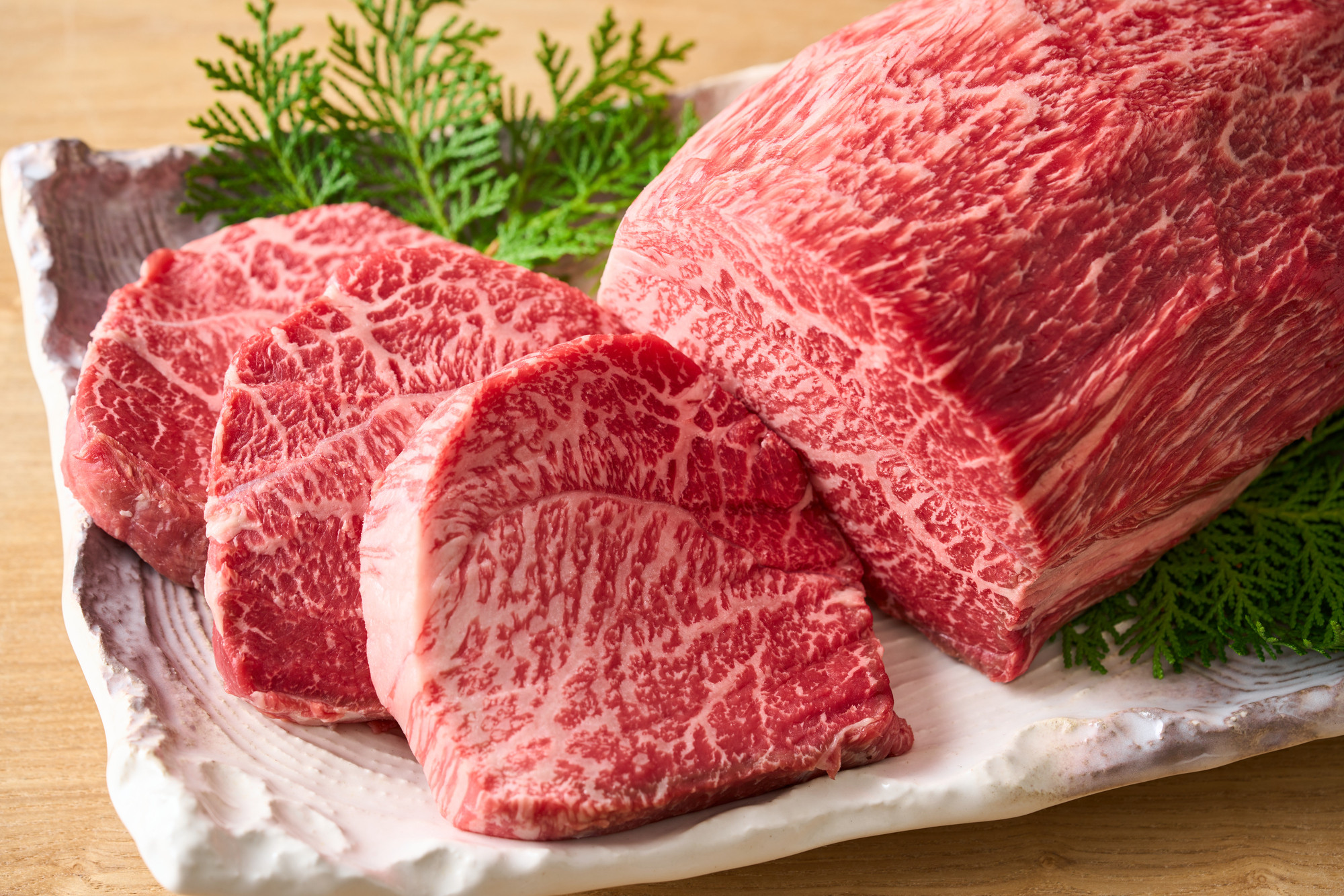 この味プレミアム！【A4～A5】博多和牛モモステーキ 300g (100g×3p) | 牛肉 ブランド牛 国産 和牛 福岡 博多  BBQ CP066a