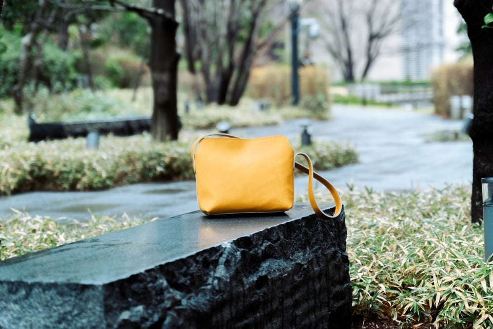 グラブ革 ボディバッグ タン｜グラブ グローブ 野球 レザー バッグ [2653]