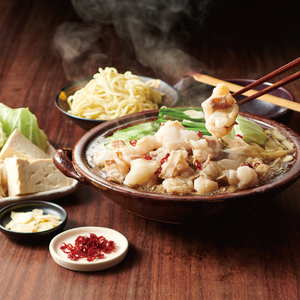 【博多もつ鍋やまや】もつ鍋あごだし醤油味（5-6人前）