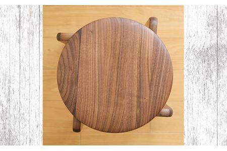 No.610-01 府中市の家具　LISCIO Stool（4本脚）ウォールナット