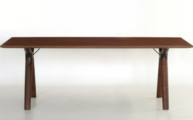 ダイニング テーブル RADIUS ラディウス 幅180cm ウォールナット材 天然無垢 起立木工 藤枝家具 キッチン日用品 木材 木工 おしゃれ 家具 雑貨 インテリア 机 つくえ デスク 静岡県 藤枝市