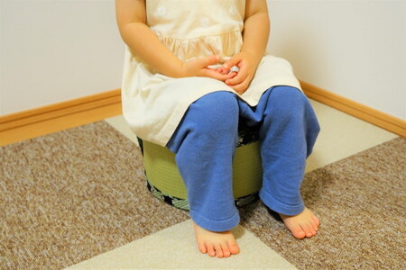 古河市のたたみ職人が作る畳椅子（麻の葉模様（ピンク）・子供用） 高さ15cm _EA09