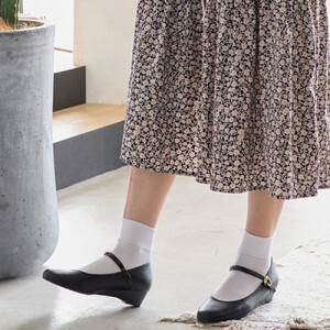 ウェッジストラップパンプス｜ブラック S(23.0cm) レディース パンプス 3.5cmヒール ウエッジソール 幅広 甲高 外反母趾 ゆったり幅 大人気 靴 お仕事靴