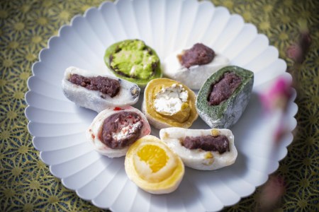 【定期便】 一久大福堂 食べ比べ 大福 セット 8種 × 各 2個  合計 16個 入 × 8回 配送 　（ スイーツ 和菓子 取り寄せ 北海道 だいふく 和スイーツ 人気 ふるさと納税 ふるさと納税