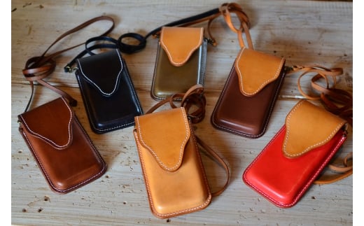 スマホケースコンビ(ショルダー付）【レッド×ライトブラウン】【本革 牛革 スマホカバー スマホケース スマホ ショルダー付 手縫い 雑貨 おしゃれ ファッション オリジナル レザー職人 フウネレザーファクトリー】 [BFAJ065]