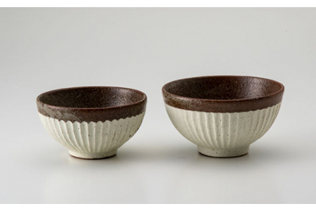 【美濃焼】鎬 ごはん茶碗S・Lセット 塗分【藤山窯】【TOKI MINOYAKI返礼品】≪土岐市≫ マルチボウル 食器 茶碗 お茶碗 ご飯茶碗 夫婦茶碗 ペア セット 大 小 和食 シンプル [MAH