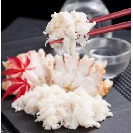 手軽に調理 生冷ずわい蟹しゃぶしゃぶセット 2kg【カット済】【配送不可地域：離島】【1735490】