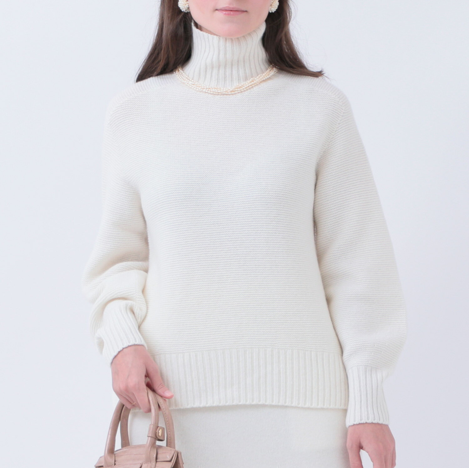 【ふるさと納税】 RU2311-01 ルーエンローズ カシミヤ ハイネックパール編みプルオーバー（ホワイト） 丸正ニットファクトリー株式会社