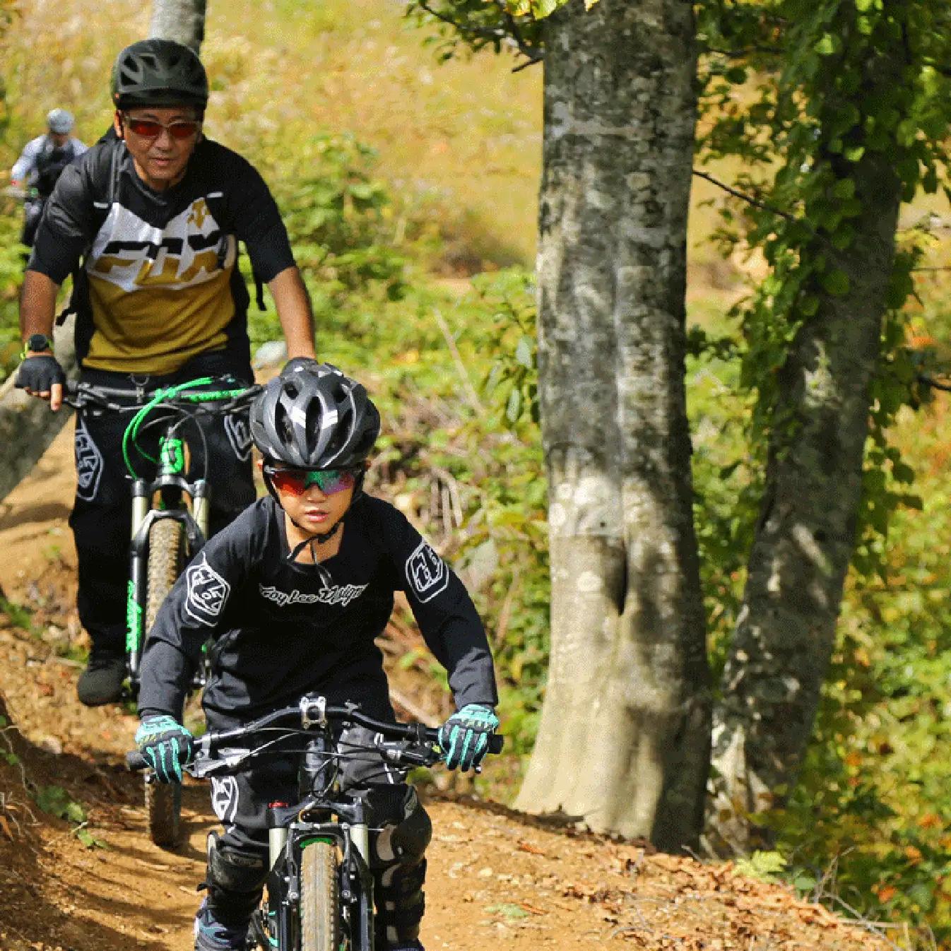 【MTB】白馬岩岳マウンテンバイクパーク1日券　大人2名分 / 長野県白馬村　MTB  マウンテンリゾート　アクティビティ　アウトドア　ブランコ　マウンテンハーバー　絶景の北アルプス　犬連れ【L020