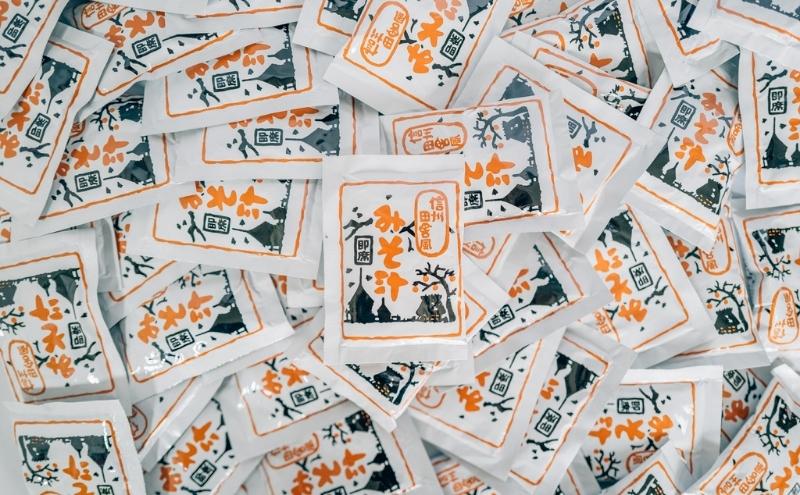 信州田舎風即席みそ汁 62食 3ヶ月定期便 計186食 複数回 セット お徳用 大容量 詰め合わせ 即席 みそ汁 インスタント 味噌汁 レトルト 個包装 フリーズドライ 粉末タイプ 信州 長野 備蓄食 防災 長野県 上田市