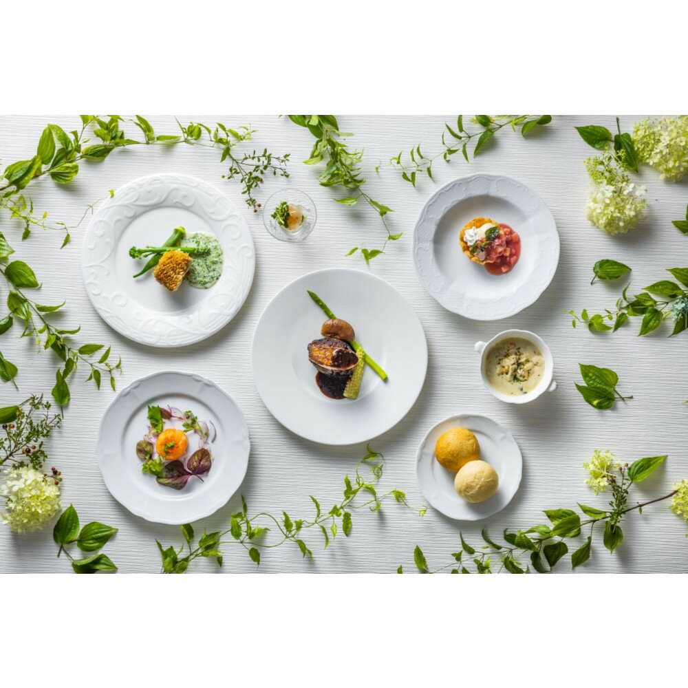 【ふるさと納税】森の中の小さなレストラン | レストラン 食事 フレンチ コース コース料理 静岡市 人気 おすすめ 送料無料