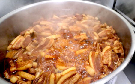 【12回定期便】 長崎 角煮 まんじゅう 12個入 大村市 岩崎本舗[ACAH049]