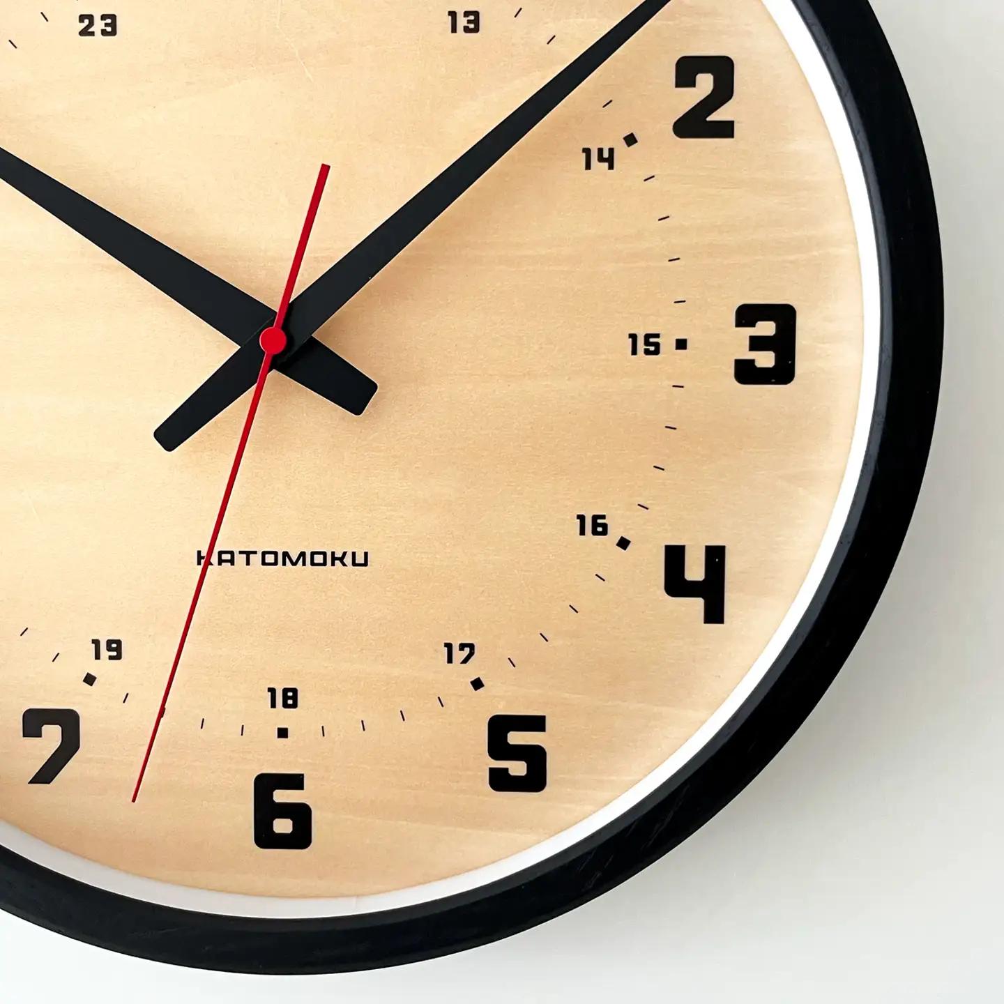 KATOMOKU muku clock 8 ≪km-81BKRC≫木製掛け時計(ブラック/電波スイープムーブメント(連続秒針))【R7441】