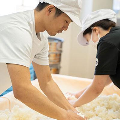 ふるさと納税 上川町 神川　純米　四合瓶2本と粕床セット【507】 |  | 03