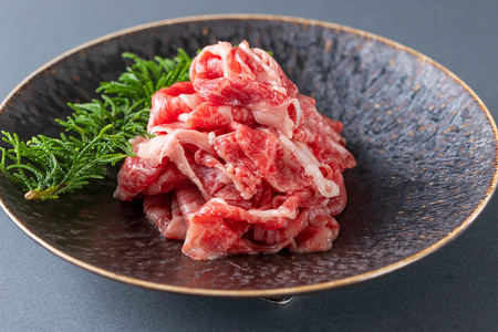 北海道産 黒毛和牛 こぶ黒 A5切り落とし 800g ( 400g × 2パック ) 黒毛和牛 A5 和牛 牛肉 切り落とし