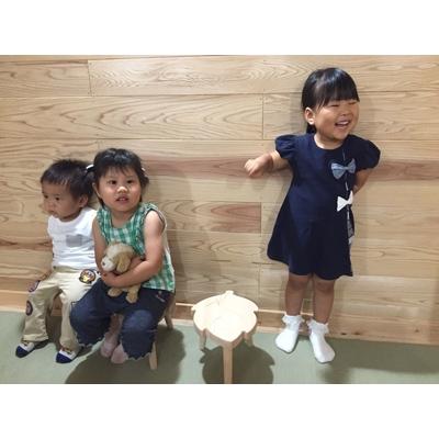 ふるさと納税 長浜市 葉っぱのこどもイス(ヒノキ) |  | 01