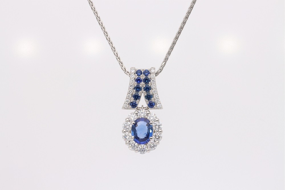 
                  Pt999　純プラチナ　ブルーサファイア　ダイヤ　ネックレス　AQ-313(SJ-57)
                