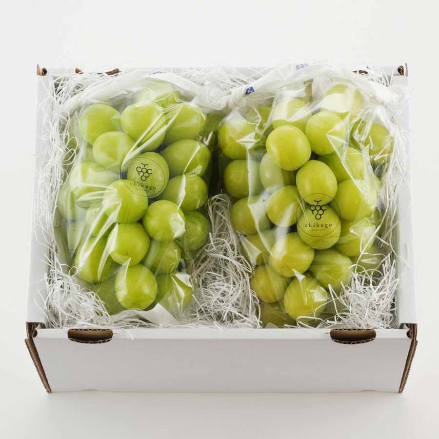 ＜ちくご葡萄園＞シャインマスカット大粒４Lサイズ（1.3kg）（三越伊勢丹選定）