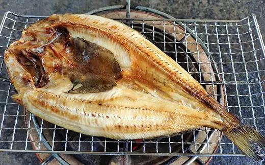 【無添加】国産 真ホッケ 大サイズ×５枚 肉厚 冷凍 ほっけ 干物 北海道産 一夜干し 魚 魚介 つまみ 肴 厳選 つまみ 岩手県 三陸山田 山田町 三陸 大和水産 YD-1080