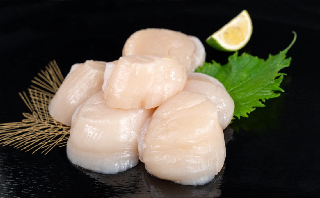 北海道 噴火湾産 ほたて貝柱 玉冷 1kg 約80粒 5S ほたて ホタテ 帆立 貝柱 海産 海鮮 魚貝 魚介 寿司 バター焼き 醤油 わさび 送料無料