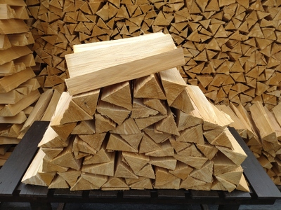 薪 針葉樹 約17kg 30cm 乾燥薪